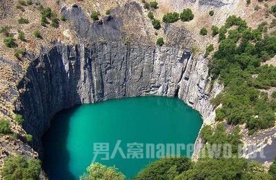 金伯利钻石矿坑