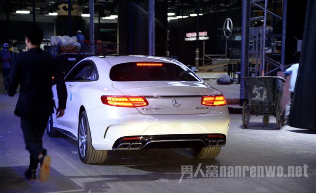奔驰S63 AMG Coupe