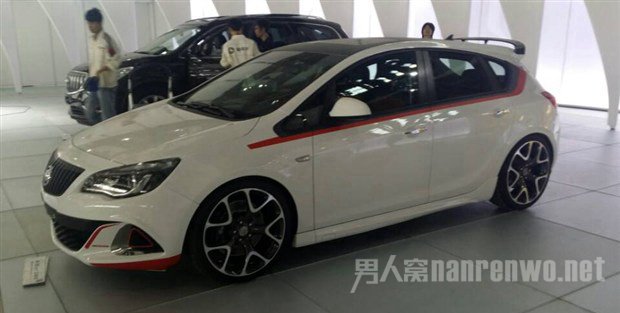 别克英朗XT定制版