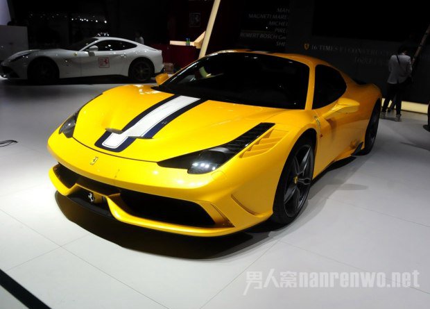 法拉利458 Speciale A