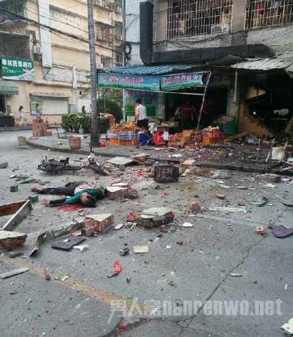 厦门美湖路小吃店突发煤气爆炸