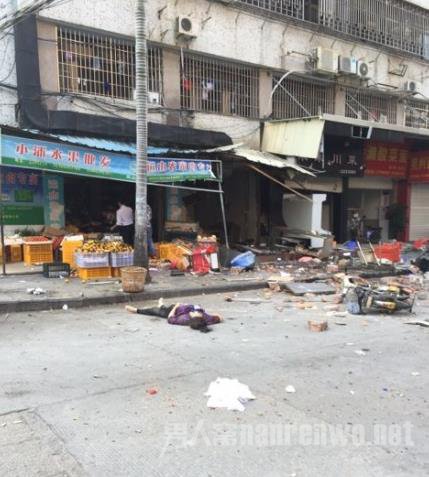 厦门美湖路小吃店突发煤气爆炸