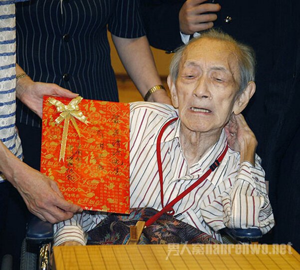 吴清源逝世