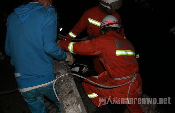 95后为爱跳河闺蜜相伴 3人同时溺亡