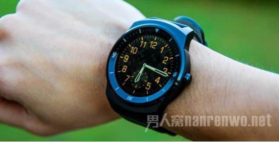ĦMoto 360