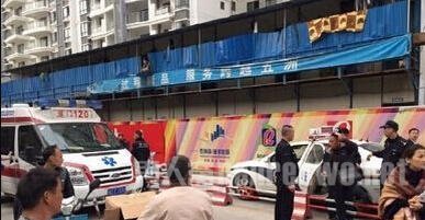 厦门街头两名女性遭捅伤