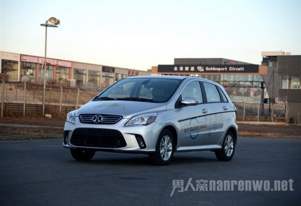 北汽新能源EV200