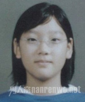 金泰妍学生照片被疑整容