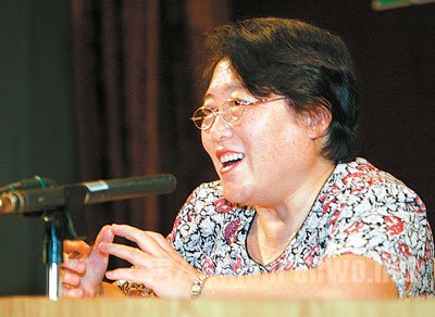 李银河大谈三人性行为