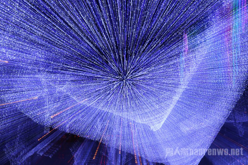 单张拉曝灯光照片