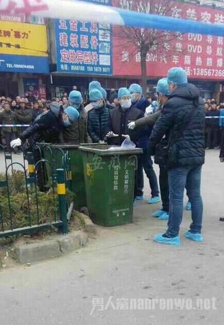 警方在现场取证