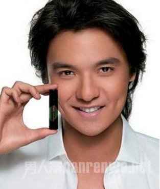 娱乐圈明星冯德伦只谈恋爱不结婚