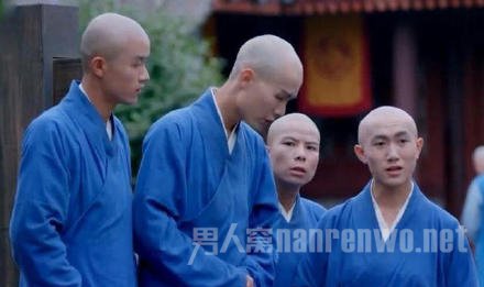 向森森扮尼姑