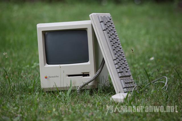 Macintosh Plus