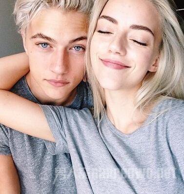 СLucky Blue Smith