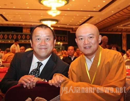 曾志伟笃信佛教