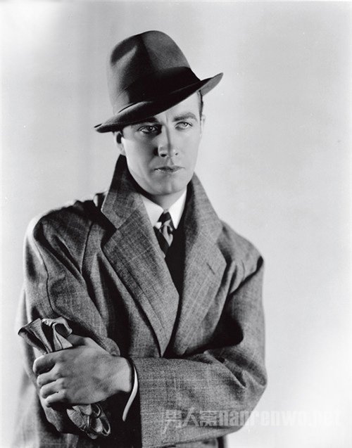 šԱ Robert Taylor