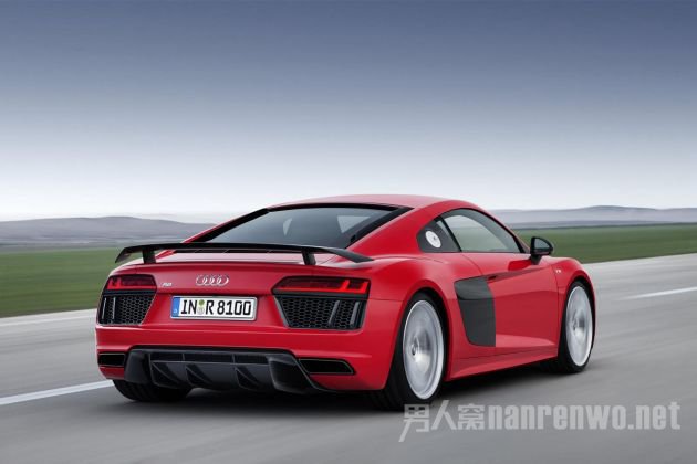 全新R8 V10 Plus尾部