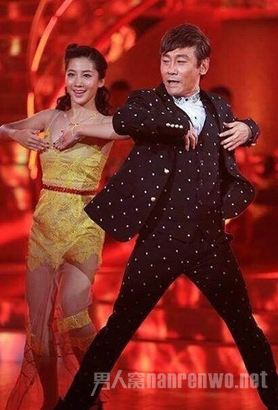 知情人爆料高峰吸毒已属实