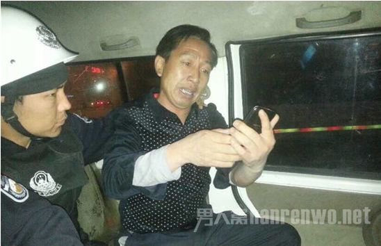 醉酒男打交警 醉酒男打交警