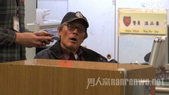 58岁韩星隆大介机场发酒疯 打断台湾移民官的腿 58岁韩星隆大介机场发酒疯 打断台湾移民官的腿