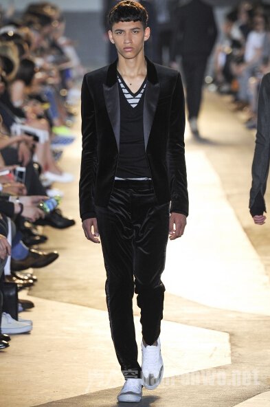 Diesel Black Gold 2015