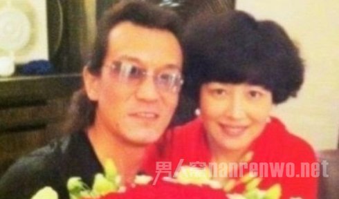 李咏和哈文