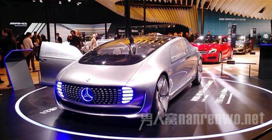 奔驰F015 Luxury in Motion 概念车