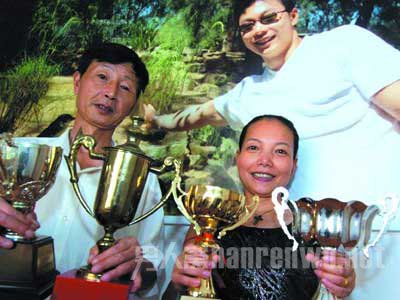 李小鹏父亲专访 讲述李小鹏多年来的坚持