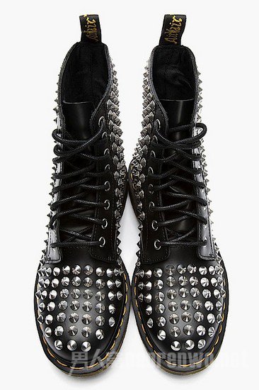 Dr.Martens