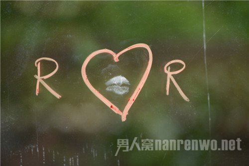 任性夫妇玻璃之吻