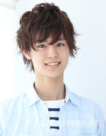 男生烫发发型