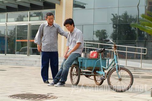父亲节的礼物：助听器