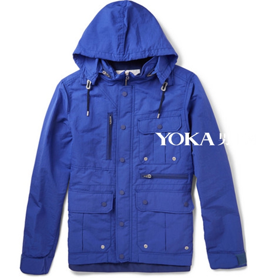 WHITE MOUNTAINEERING