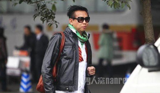 �̿������� �̿�������George