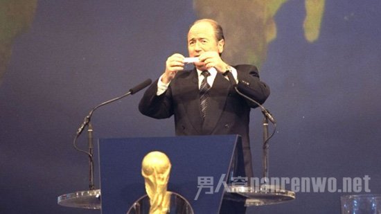 1998꣬״εѡFIFAϯ