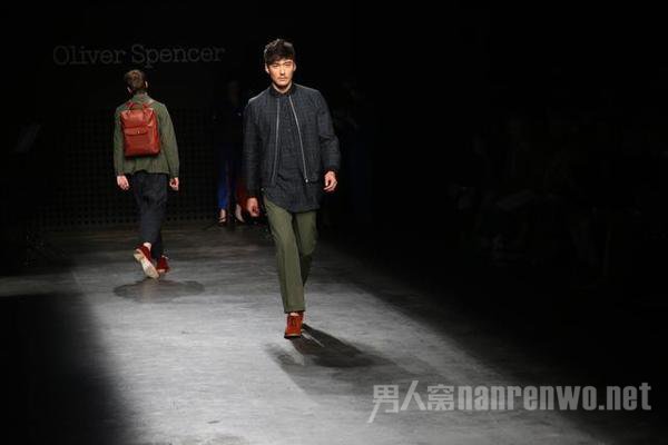 oliver spencer客串走秀