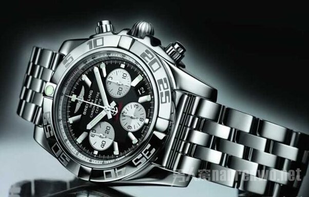 Chronomat 44 B01