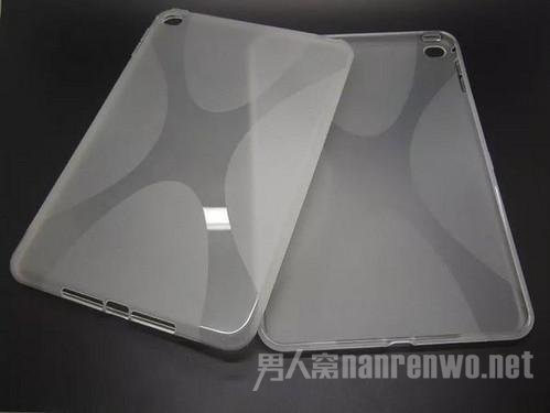 iPad mini 4在外观上更为轻薄