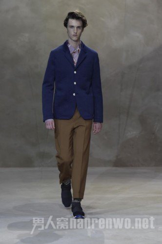 Marni2016װϵ ɫʵѡԭеĺгɫ