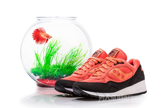 Saucony Shadow 6000“Betta”红色运动鞋设计细节