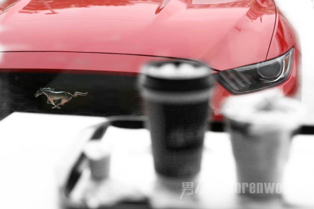 صMustang