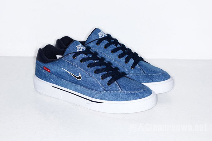 Supreme x Nike SB GTS牛仔蓝
