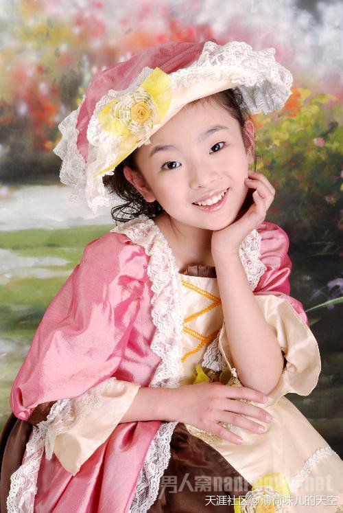 雨婷儿幼年照