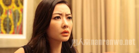 熊黛林眉头紧锁