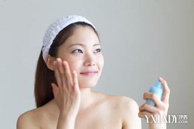正确的保湿喷雾使用方法