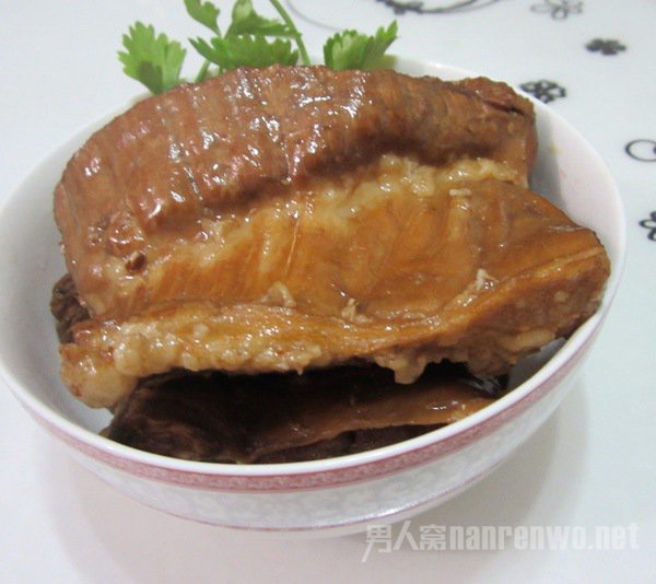 治肾虚和贫血的懒人版卤香瘦肉