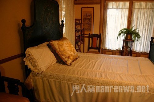 今日仍保持着温切斯特神秘屋原貌