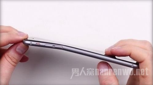 不再是“弯的Phone”
