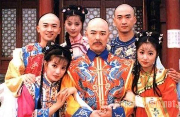 还珠格格主演合影